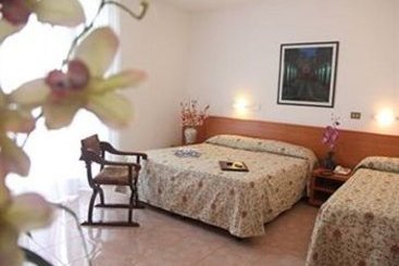 Albergo Rondo  | Acqui Terme | Alessandria | Italia 7