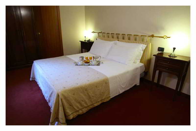 Hôtel Lux  | Alexandrie | Alessandria | Italie 10