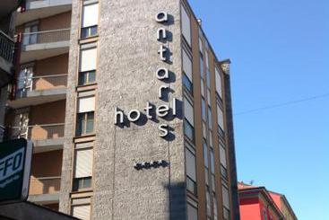 Hotel Antares Arona