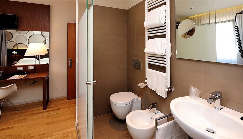 Hotel Dal Moro Gallery  | Santa Maria Degli Angeli | Perugia | Italia 5