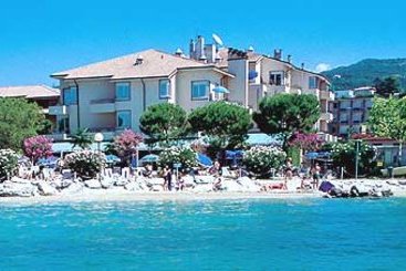 Hotel Du Lac Bardolino Verona