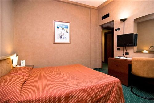 Hotel Boston  | Bari | Bari | Italy 12