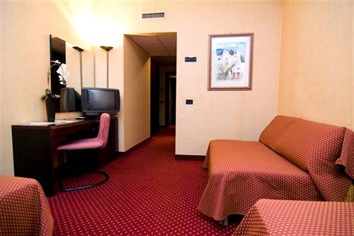 Hotel Boston  | Bari | Bari | Italy 17