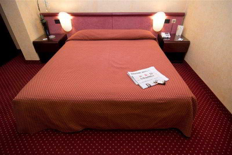 Hotel Boston  | Bari | Bari | Italy 3