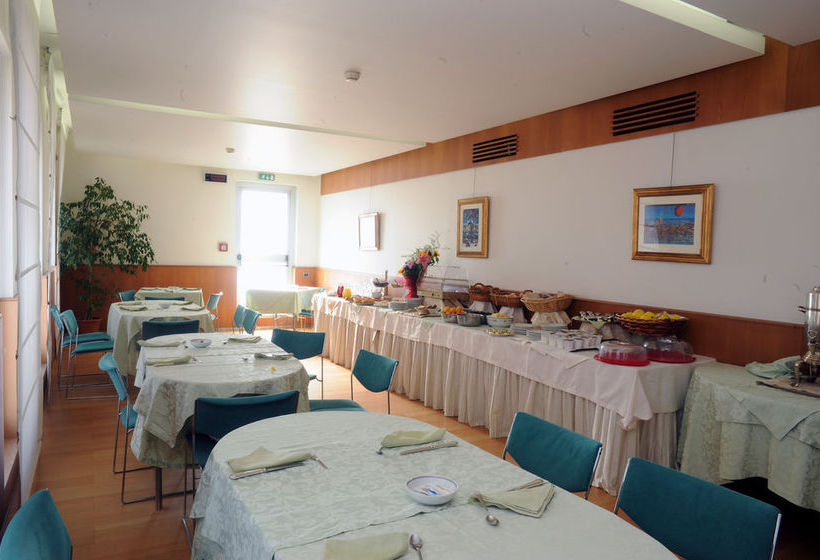 Hotel Leon d'Oro  | Bari | Bari | Italia 17