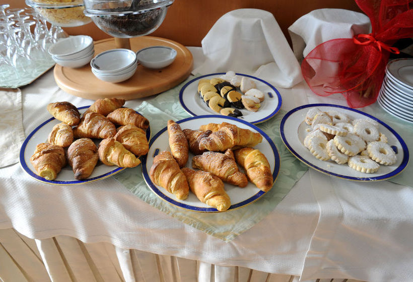 Hotel Leon d'Oro  | Bari | Bari | Italia 18