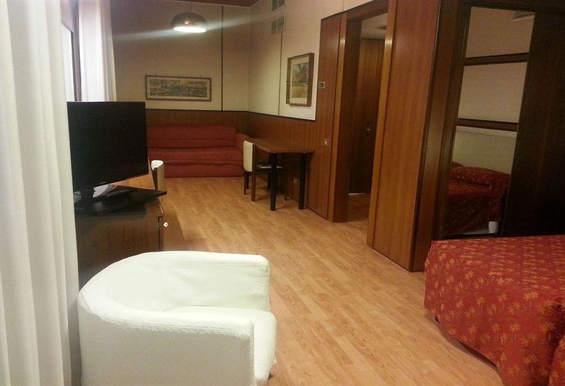 Grand Hotel Elite Bolonia