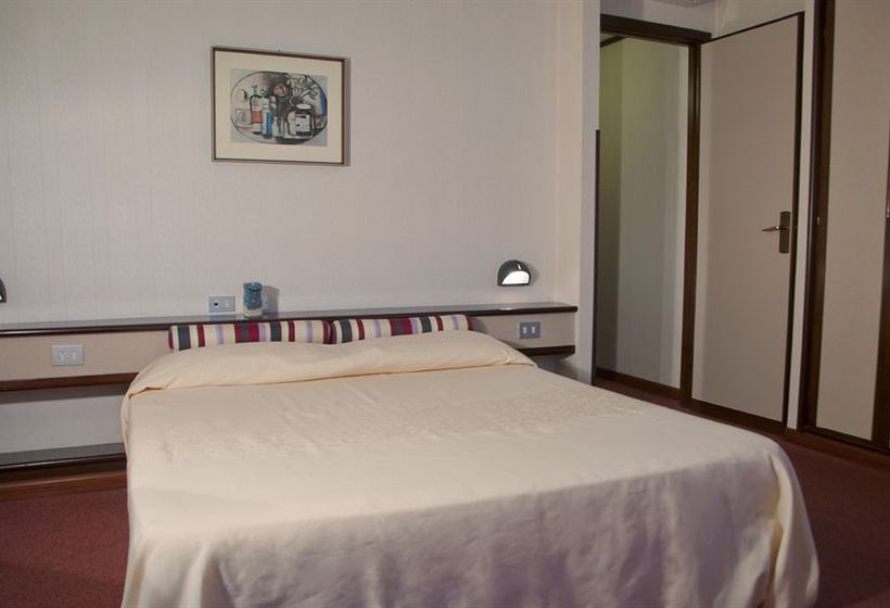 Hotel Italia  | Cagliari | Sardegna | Italia 12