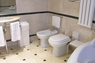 Motel Rona  | Caponago | Monza e Brianza | Italia 1