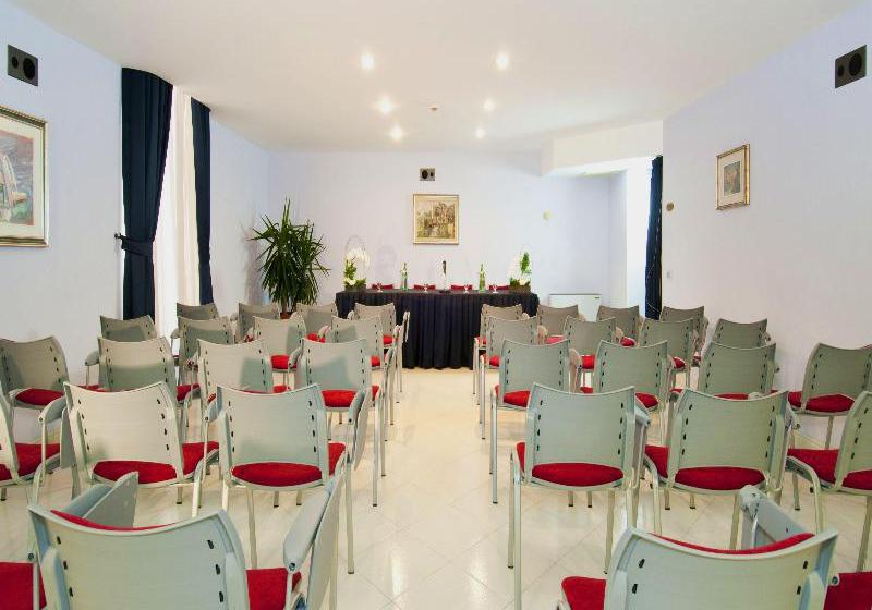 Hotel Stabia  | Castellammare di Stabia | Napoli | Italia 12