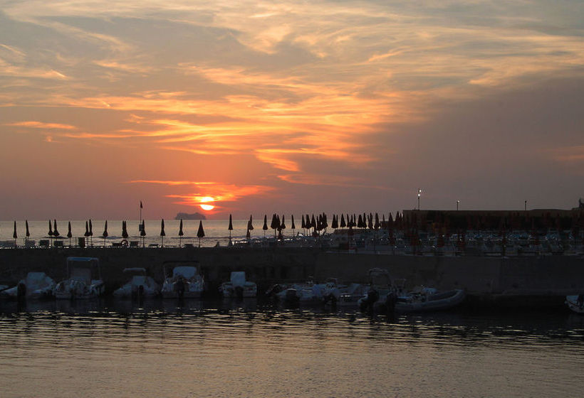 Hotel Sunbay Park  | Civitavecchia | Roma | Itália 16