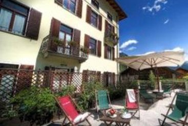 Romantik Hotel Villa Novecento Aosta