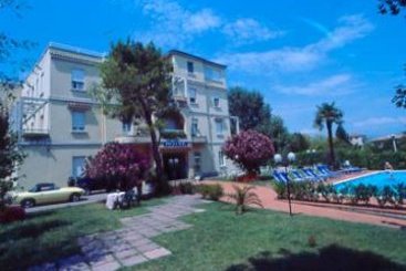 Hotel Benaco 
