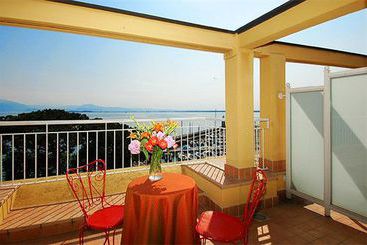 Hotel Vittorio  | Desenzano del Garda | Brescia | Italia 1