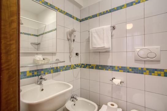 Hotel Nuova Italia  | Firenze | Florence | Italia 4