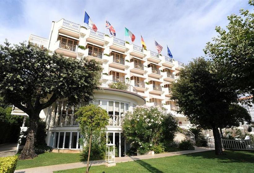 Hotel Il Negresco  | Forte dei Marmi | Lucca | Italia 10