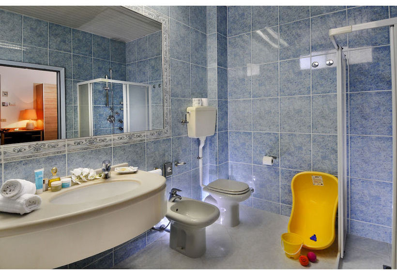 Hotel Losanna  | Gabicce Mare | Pesaro e Urbino | Italia 2