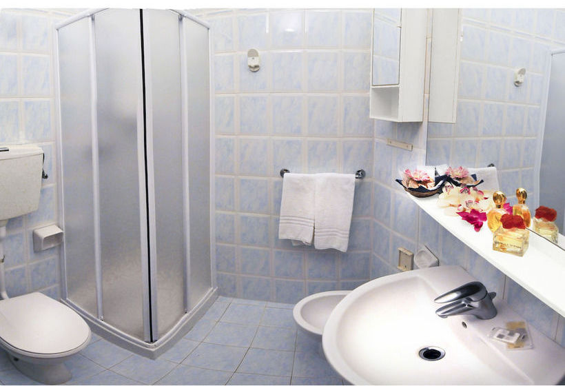 Hotel Losanna  | Gabicce Mare | Pesaro e Urbino | Italia 7