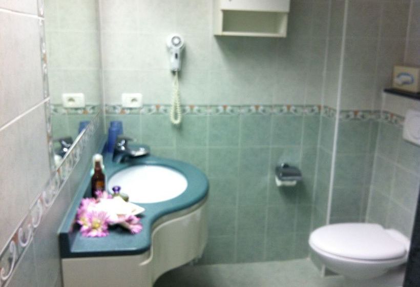 Hotel Losanna  | Gabicce Mare | Pesaro e Urbino | Italia 8