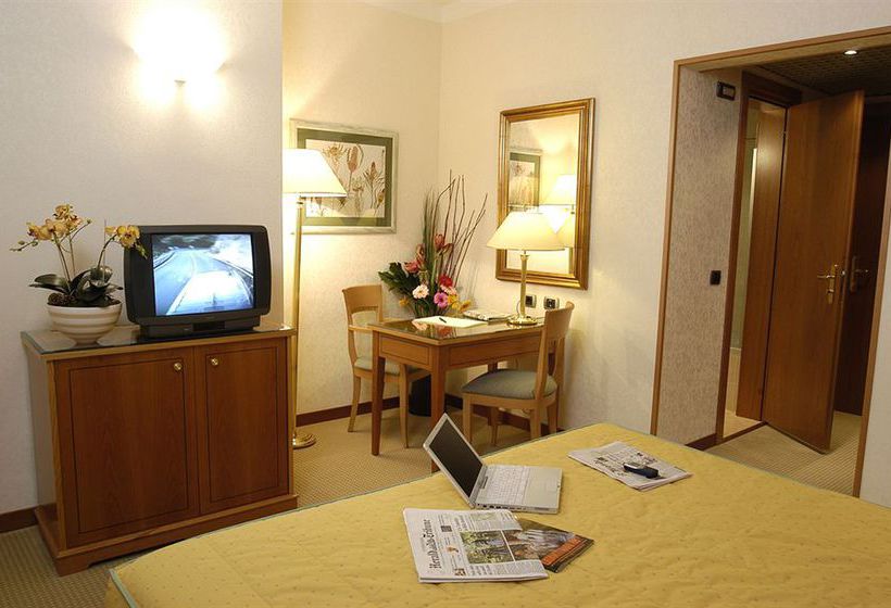 Hotel Excelsior  | Magenta | Milano | Italia 10