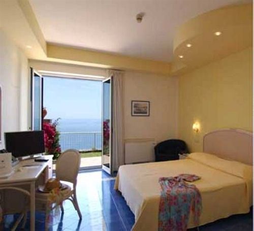 Hotel Club Due Torri  | Maiori | Salerno | Italia 8