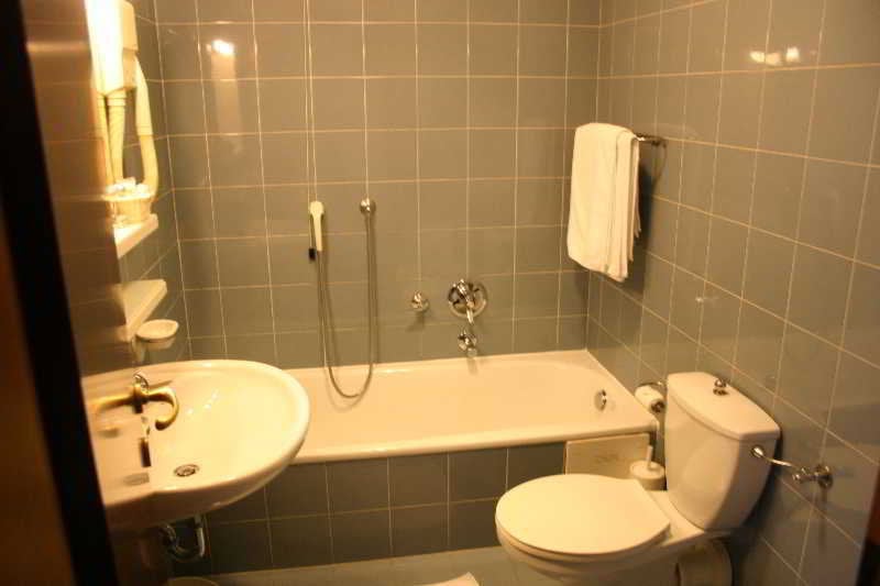 Grand Hotel Victoria  | Menaggio | Como | Italia 3