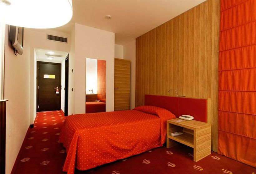 Hotel Raffaello  | Modena | Modena | Italia 2