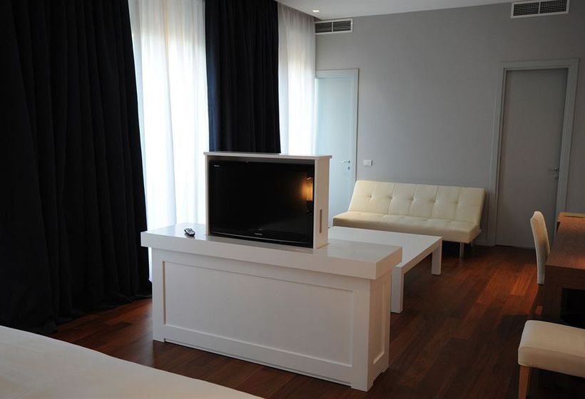 Hotel Cristina Park  | Montesarchio | Benevento | Italia 3