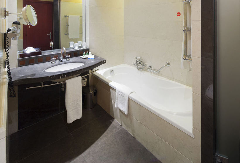 Hotel NH Ambassador  | Napoli | Napoli | Italia 10