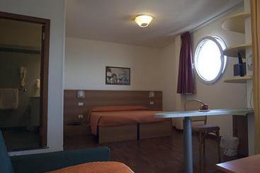 Hotel Atlantic  | Pesaro | Pesaro e Urbino | Italia 5