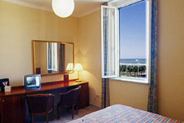 Hotel Des Bains  | Pesaro | Pesaro e Urbino | Italia 3