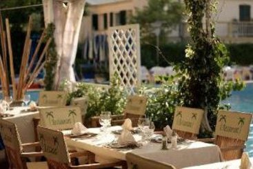 Hotel Perticari  | Pesaro | Pesaro e Urbino | Italia 8