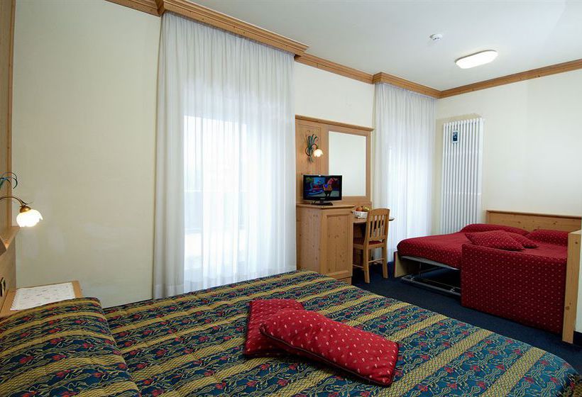 Hotel Colfosco  | San Martino di Castrozza | Trento | Italia 13
