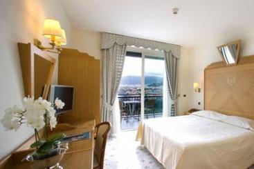 Hotel Bristol  | Sorrento | Naples | Italy 5