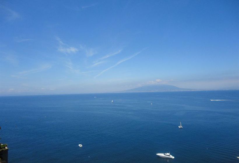 Hotel Regina  | Sorrento | Napoles | Itália 3