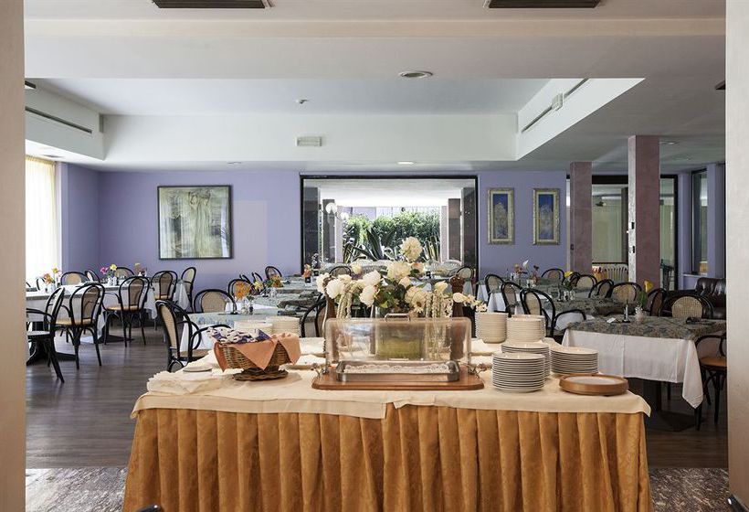 Hotel Holiday Surf  | Nago Torbole | Trento | Italia 1