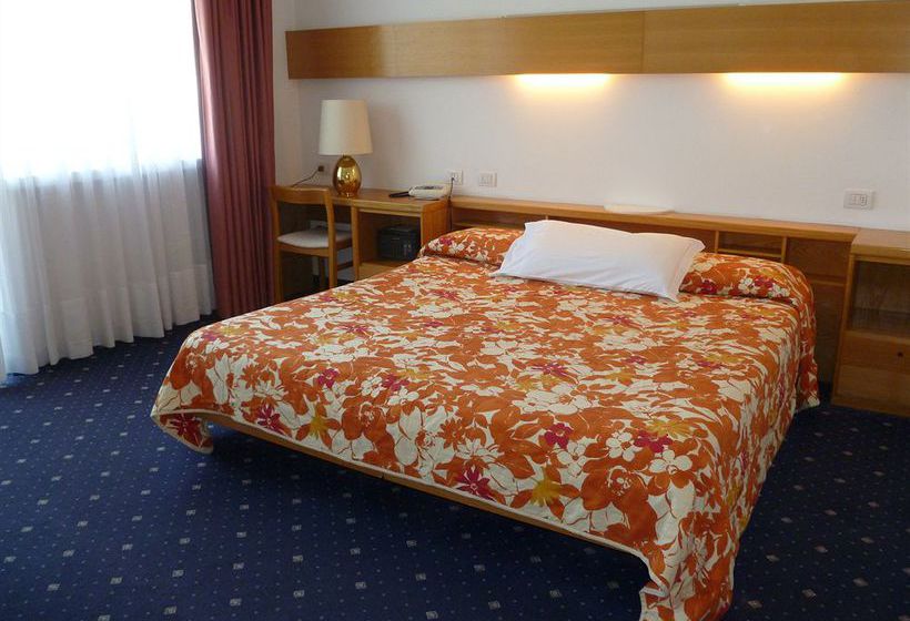 Hotel Piccolo Mondo  | Nago Torbole | Trento | Italia 3