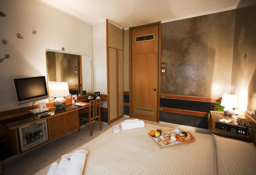 Hotel Diplomatic  | Torino | Torino | Italia 9