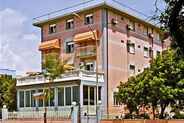 Hotel Happy Lucca