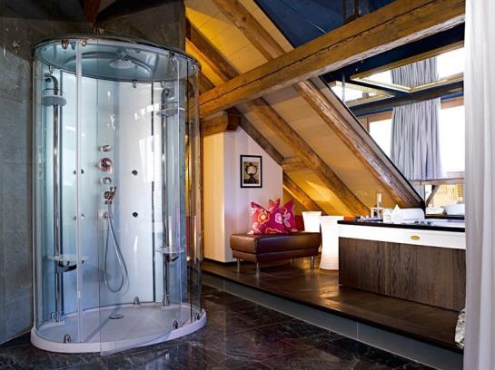 Hotel Aquila d'Oro - Goldener Adler  | Villabassa | Bolzano | Italia 1