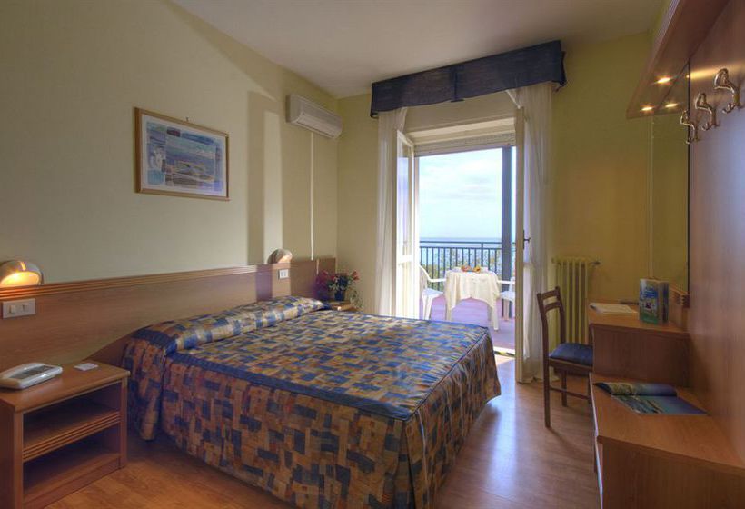 Hotel Regent  | Pescara | Pescara | Italia 2