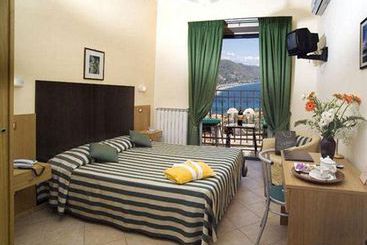 Hotel La Pensione Svizzera  | Taormina | Messina | Italia 5
