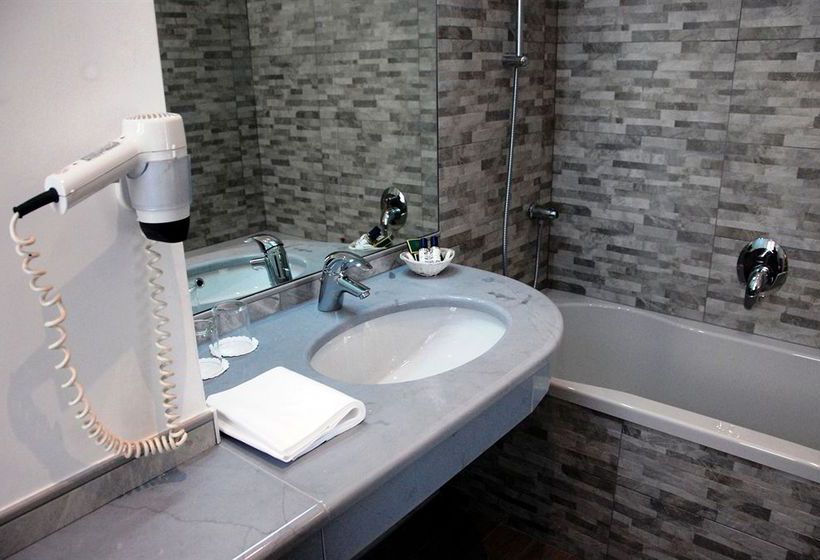 Hotel Paradiso  | Sanremo | Imperia | Italia 18