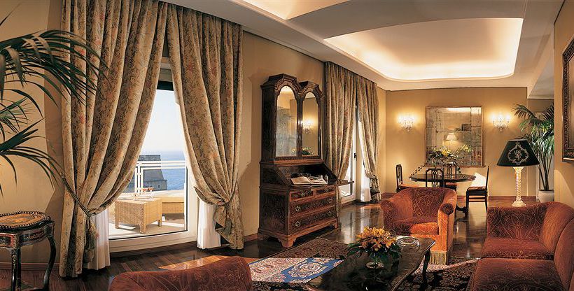 Grand Hotel Vesuvio  | Napoli | Napoli | Italia 2