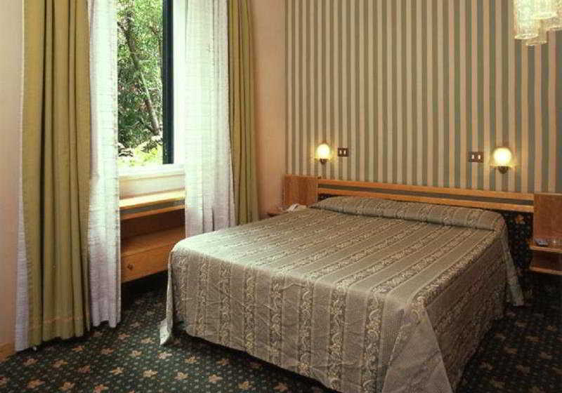 Hotel Pavia  | Roma | Roma | Italia 8
