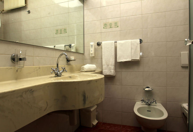 Hotel La Pineta  | Busto Arsizio | Varese | Italia 1