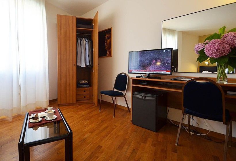 Hotel Mistral 2 Oristano  | Oristán | Cerdeña | Italia 12