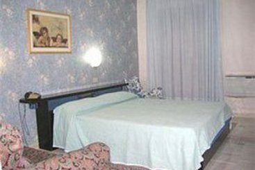 Hotel Nuovo Albergo Russo