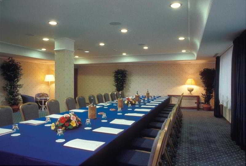 FlyOn Hotel and Conference Center  | Bologna | Bologna | Italia 12