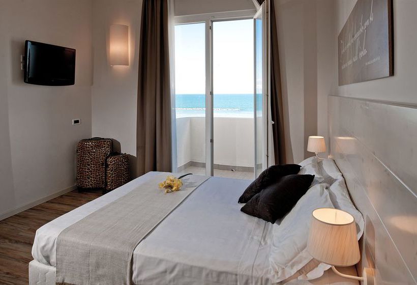 Hotel Universal  | Senigallia | Ancona | Italia 1